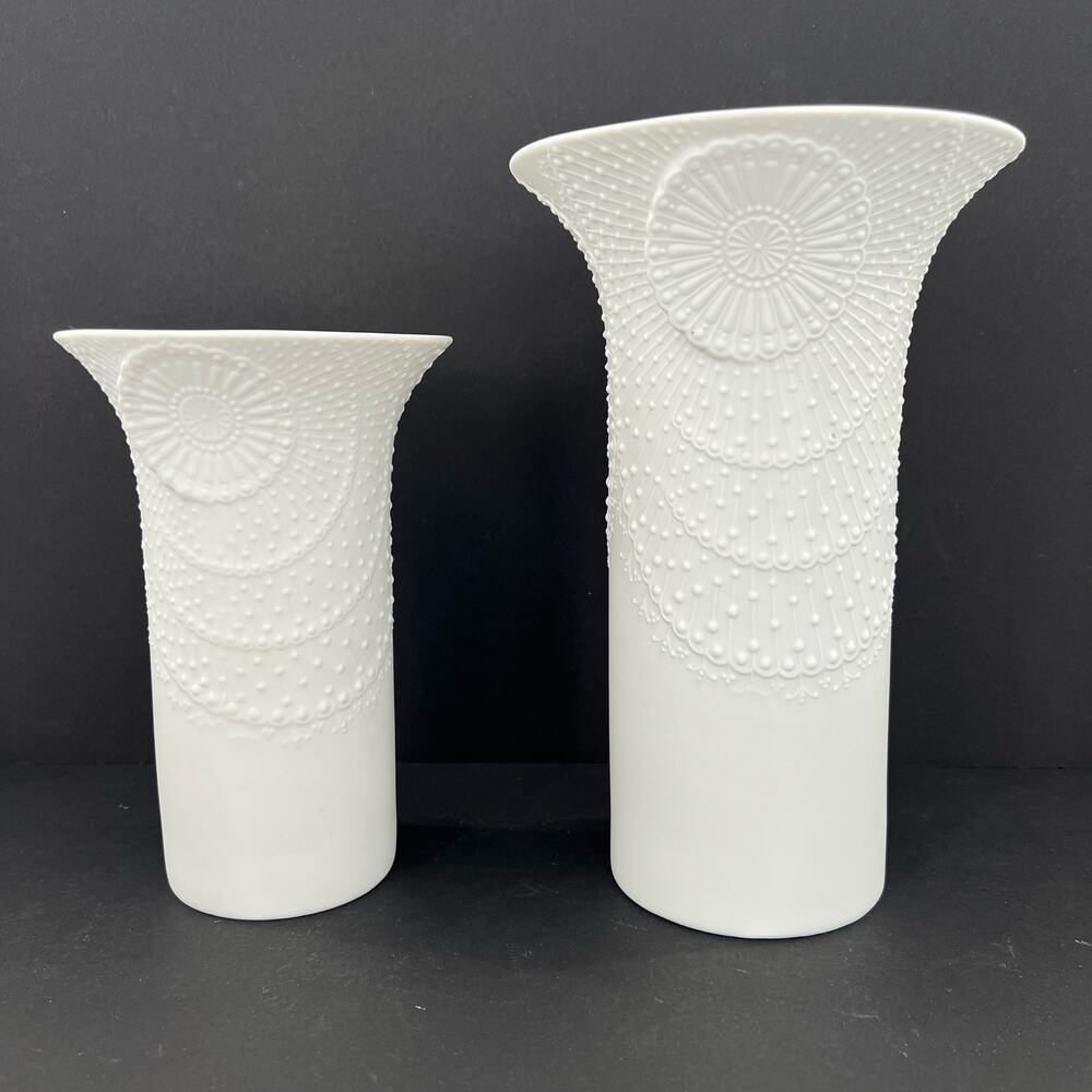 Kaiser W. Germany Porcelain Bisque MCM White Sunflower Tall Vase